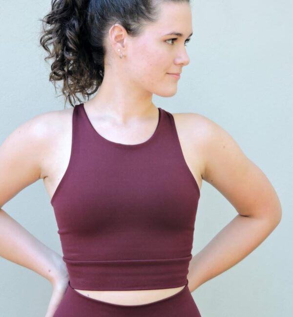 Crop Top deportivo Fuego - bordo