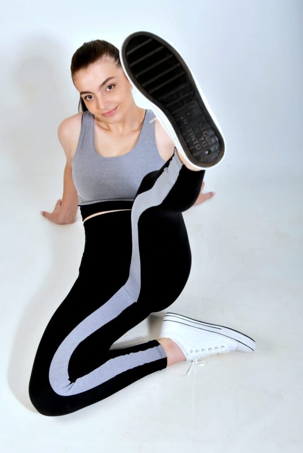 Calza deportiva Mercy de alto impacto - Gris